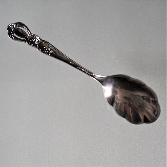 1847 Rogers Bros GRAND HERITAGE International Silverplate 1968 Sugar Spoon - Picture 3 of 9